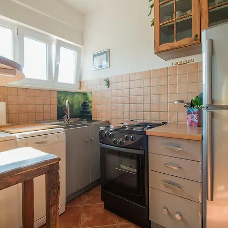 Penthouse Atma Apartman *